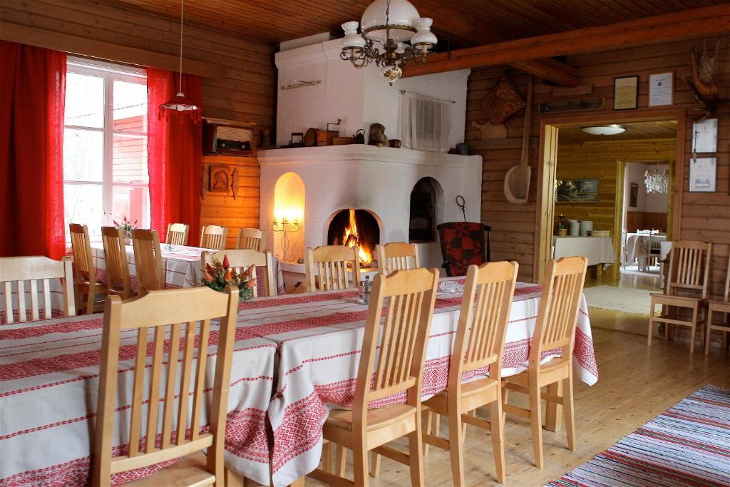 Loma-Vietonen Holiday Village Meltosjärvi Esterno foto