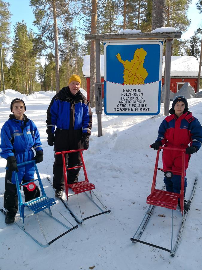 Loma-Vietonen Holiday Village Meltosjärvi Esterno foto