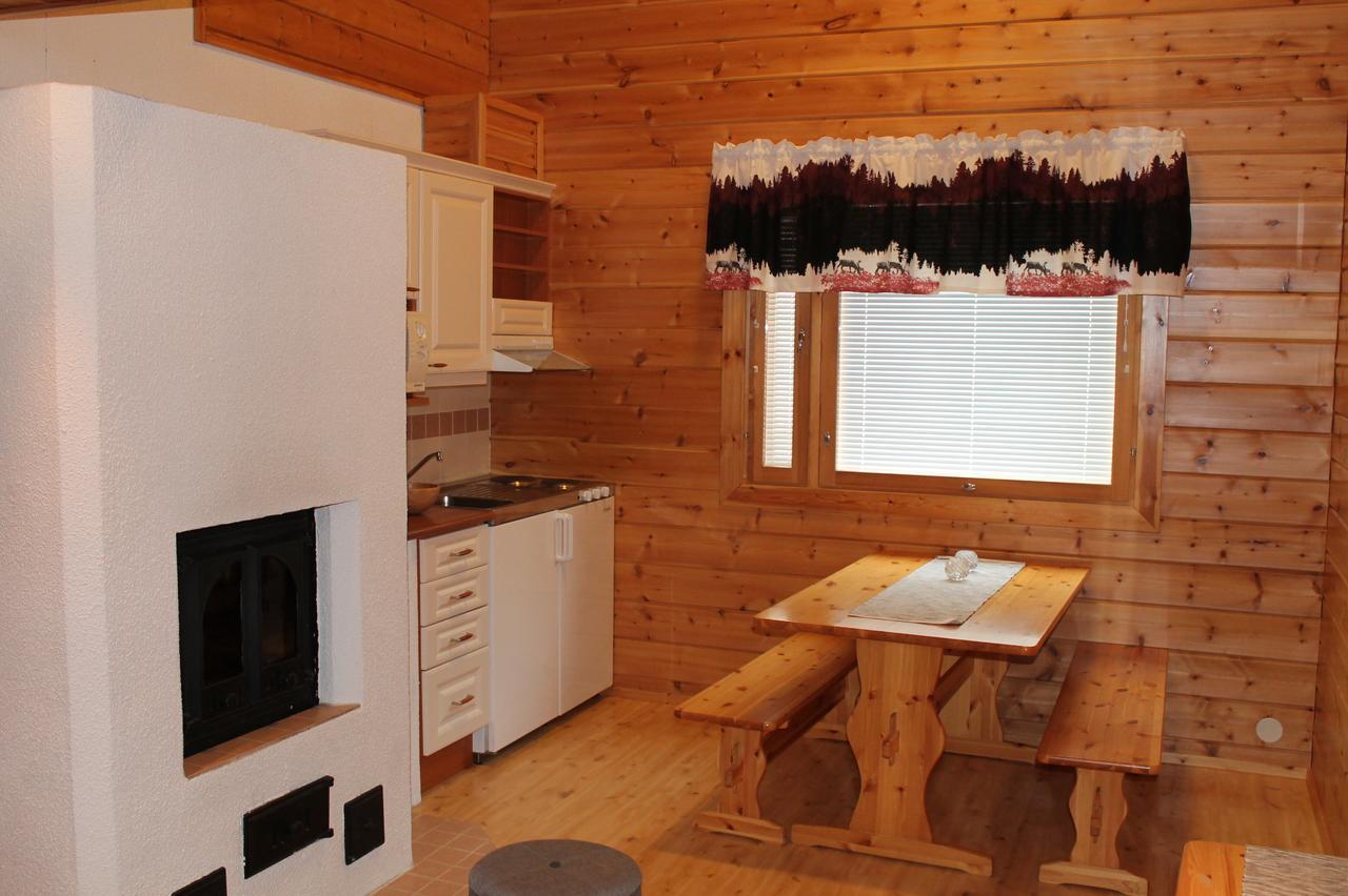 Loma-Vietonen Holiday Village Meltosjärvi Esterno foto