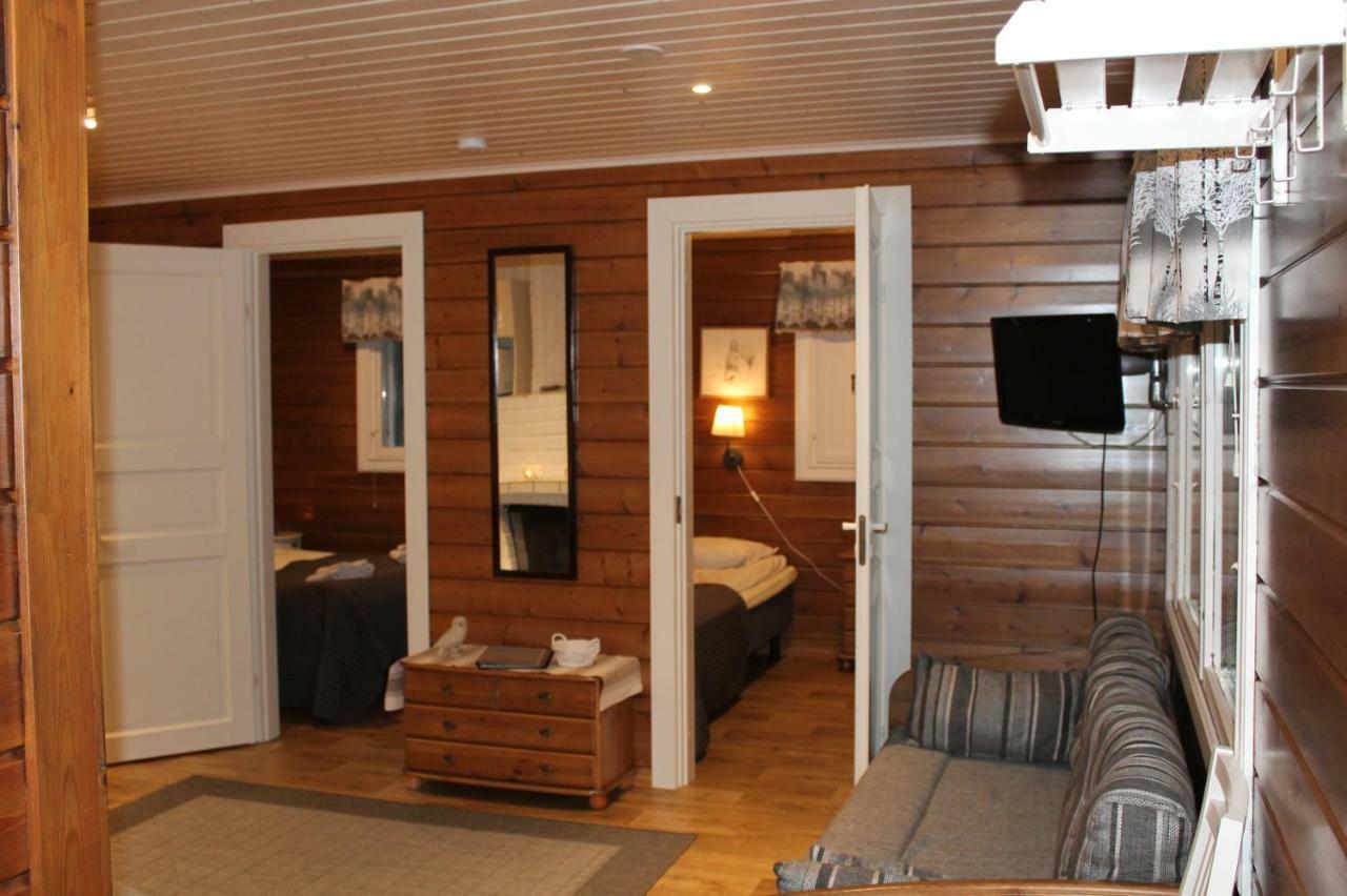 Loma-Vietonen Holiday Village Meltosjärvi Esterno foto